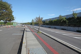 南側駐車場