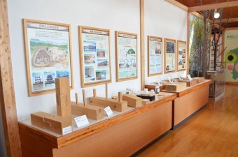 木材のことが学べる展示品