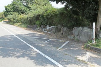 公園西側に駐車場が