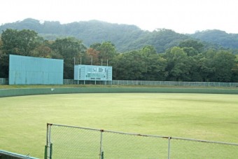 野球場（広沢球場）