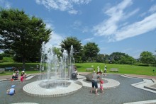 群馬県の形の噴水広場