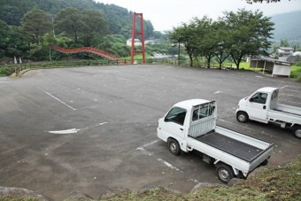 遊具広場近く駐車場