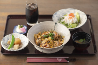 親子丼定食