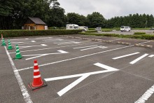 大型車用・バス専用駐車場完備