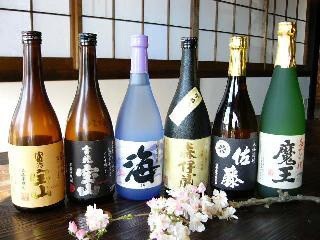 お酒にもこだわり本格焼酎なども取り揃えている