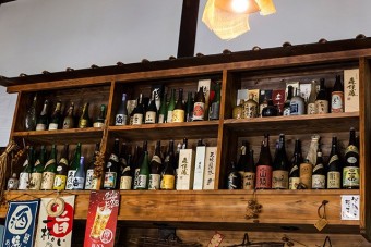 ブランド焼酎を取り揃えるなどお酒にも拘っている