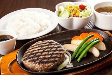 牛肉ハンバーグランチ