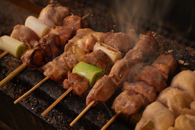 外はカリッと中はジューシーに焼き上げます