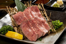 【低温調理】牛たん刺