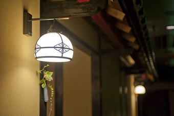 まるで京の雰囲気を思わせる店内