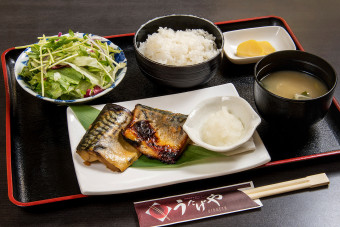 焼き魚定食（サバ）