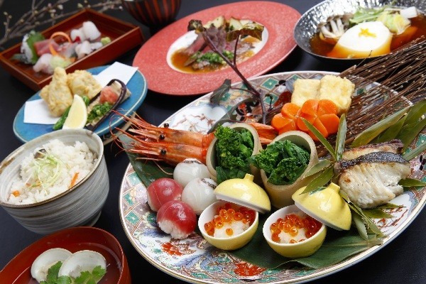 おまかせコース　7000円　2名様のお料理の一例