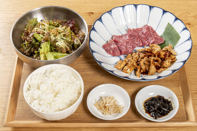 えばらハーブ豚未来ホルモン&赤城和牛ランチ
