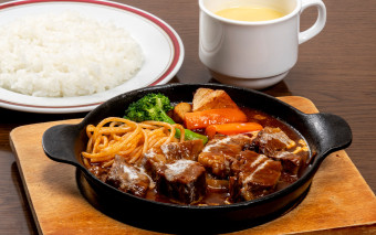 ビーフシチュー