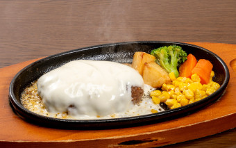 牛ハンバーグ100％チーズソース