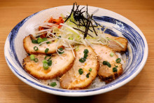 とろ旨チャーシュー丼